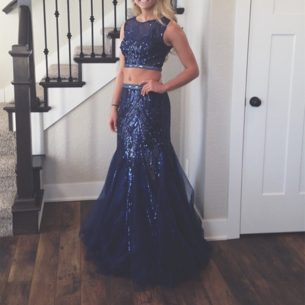 Prom dress